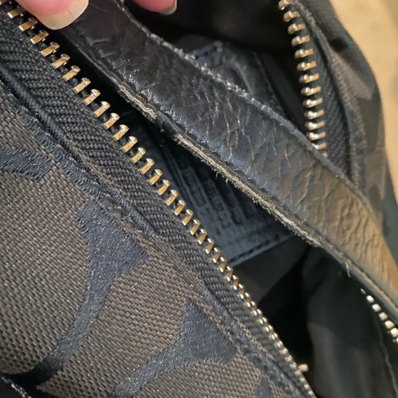 COACH  MONOGRAM CANVAS SHOULDER / CROSSBODY TOTE BAG BLACK - Picture 5 of 7